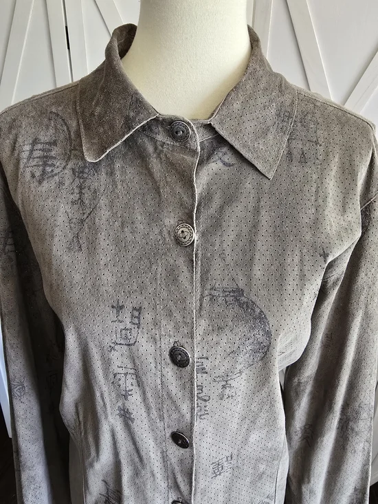 Chico’s Vintage Long-Sleeve Asian Calligraphy Print Suede Leather Shirt-Jacket - Picture 1 of 10